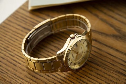 ZŁOTY ZEGAREK MĘSKI CASIO MTP-V004G-9B (zd047a) + BOX Casio