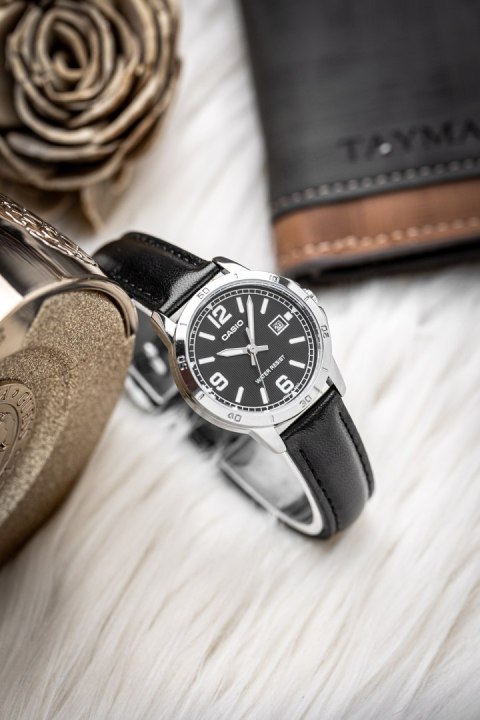 Zegarek Damski Casio LTP-V004L-1B (zd569f) + BOX Casio
