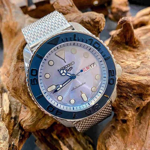 ZEGAREK MĘSKI SEIKO SRPE77K1+ BOX Seiko