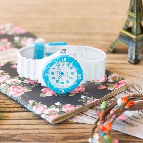 ZEGAREK DAMSKI CASIO LRW-200H 2BV (zd557d) + BOX Casio