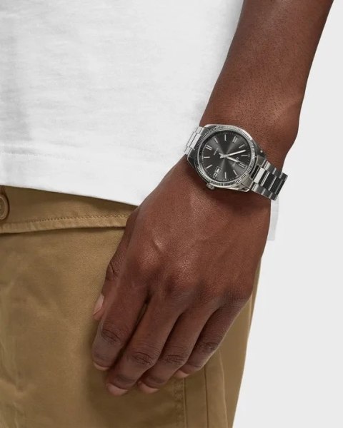 ZEGAREK MĘSKI CASIO MTP-1302PD-1A1 (zd072f) + BOX Casio