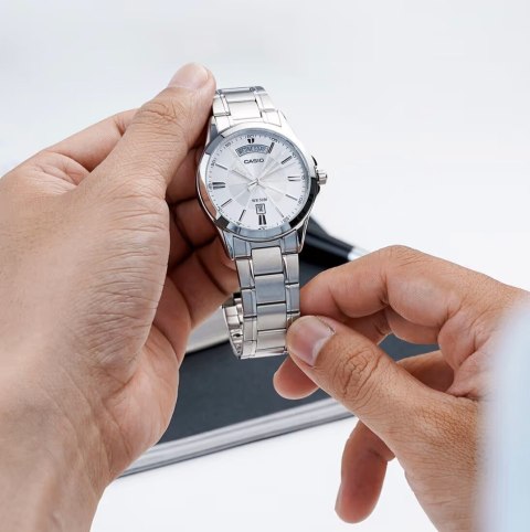 ZEGAREK MĘSKI CASIO MTP-1381D-7AVDF (zd076b) + BOX Casio