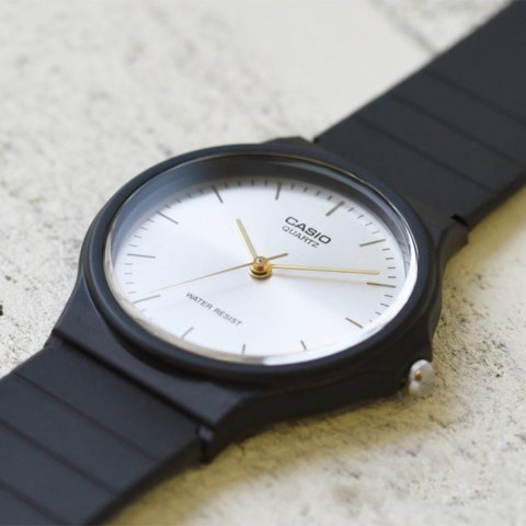 Zegarek Casio MQ-24-7E2LDF Casio