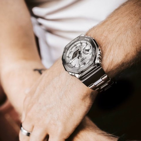 Zegarek Casio G-SHOCK GM-2110D-7AER Casio