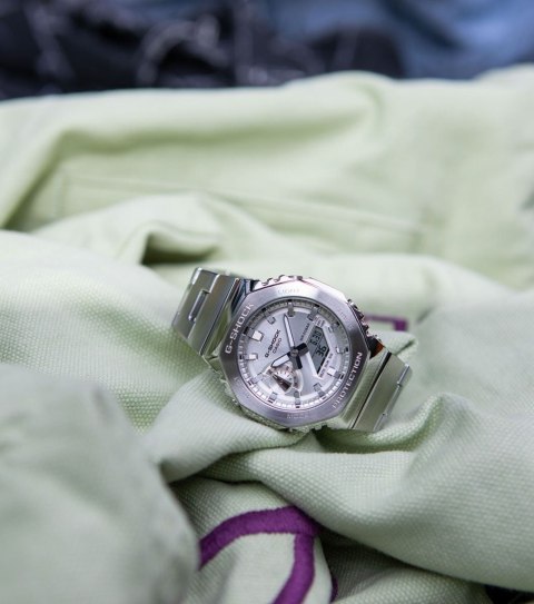 Zegarek Casio G-SHOCK GM-2110D-7AER Casio