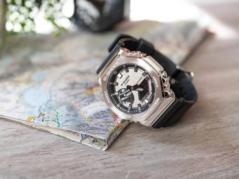 Zegarek Casio G-Shock GM-2100-1AER Casio