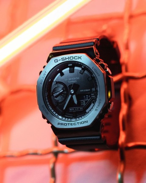 Zegarek Casio G-Shock GM-2100BB-1AER Casio