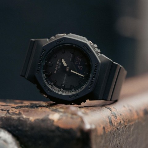 Zegarek Casio G-Shock GMA-P2100BB-1AER Casio