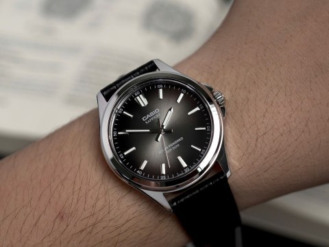 ZEGAREK MĘSKI CASIO MTS-RS100L-1A SZAFIR SOLAR + BOX Casio