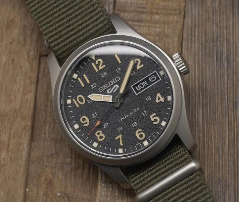 ZEGAREK MĘSKI SEIKO SRPJ85K1+ BOX Seiko