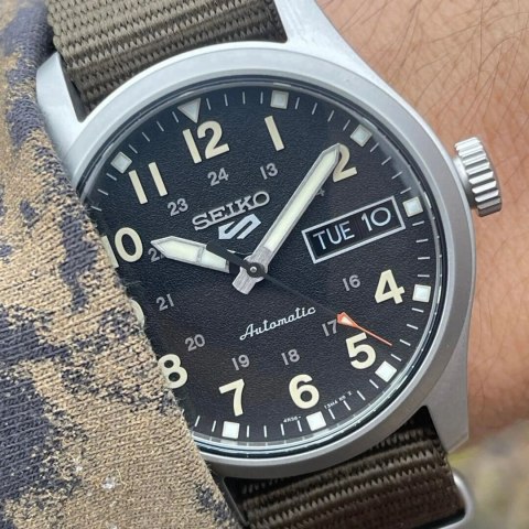 ZEGAREK MĘSKI SEIKO SRPJ85K1+ BOX Seiko