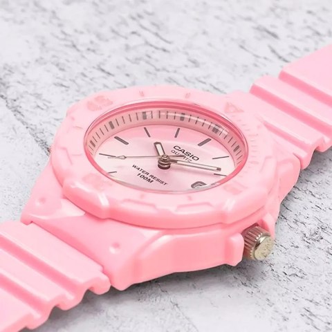 ZEGAREK DAMSKI CASIO LRW-200H 4E4VDF (zd557o) + BOX Casio