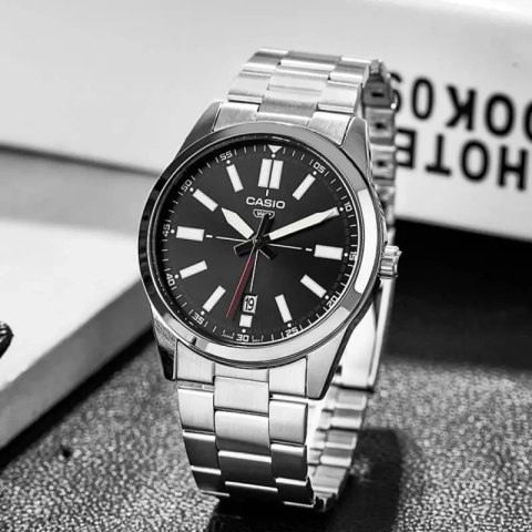 ZEGAREK MĘSKI CASIO MTP-VD02D-1E (zd217b) + BOX Casio