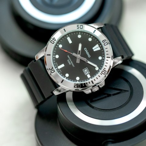 ZEGAREK MĘSKI CASIO MTP-VD01-1E (zd169g) + BOX Casio