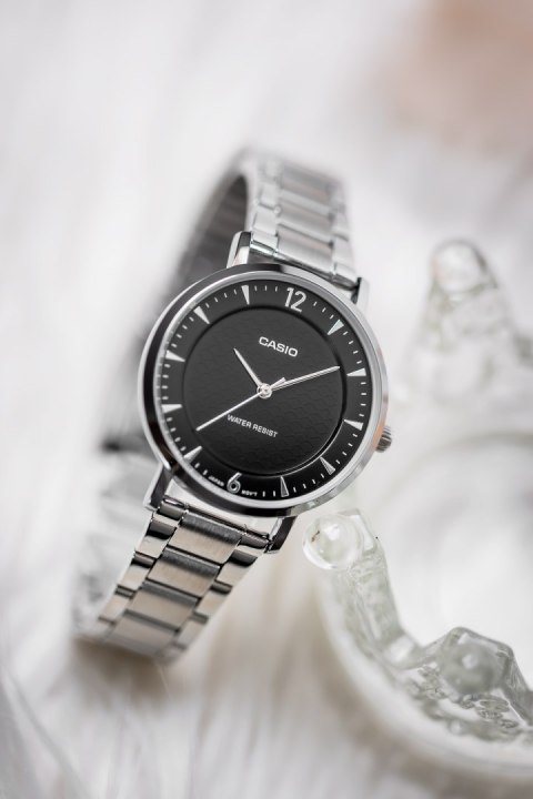 ZEGAREK DAMSKI CASIO LTP-VT04D-1A (zd659a) + BOX Casio