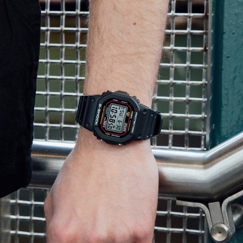 Zegarek Casio G-Shock DW-5600RL-1D (zd234b) Casio