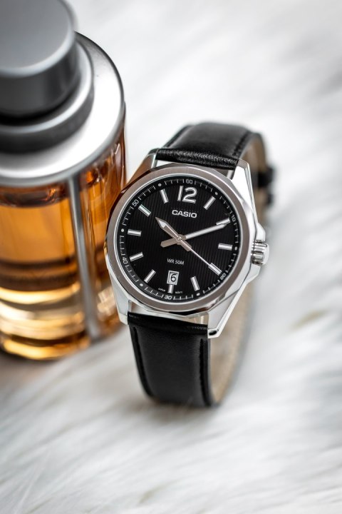 ZEGAREK MĘSKI CASIO MTP-E725L-1AVDF + BOX Casio