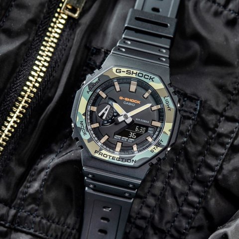 ZEGAREK MĘSKI CASIO G-SHOCK OCTAGON GA-2100SU-1AER (zd139d) Casio