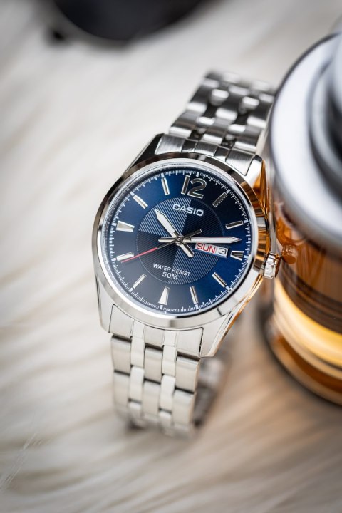 ZEGAREK MĘSKI CASIO MTP-1335D 2AV (zd026e) + BOX Casio